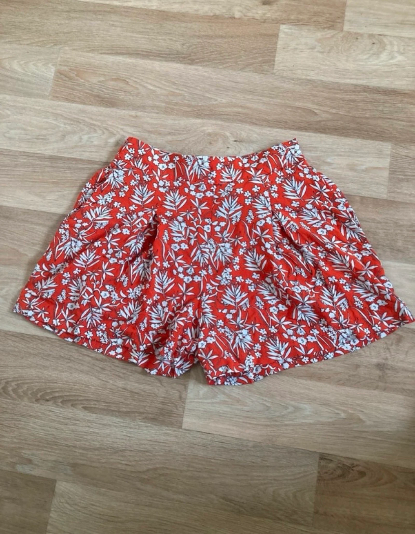 Short à fleurs Camaïeu 